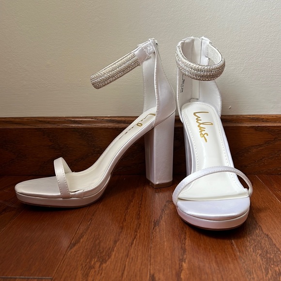 White Satin Heels - Picture 1 of 5